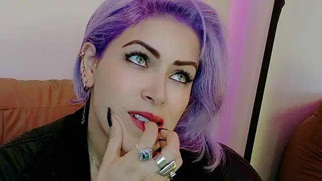 Natalia Montoya online show from 01-16-26, 05:22