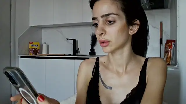 Snapshot of exotic_brunettee chatting on 01-29-25, 01:17 exotic brunettee online show from 01-29-25, 01:17
