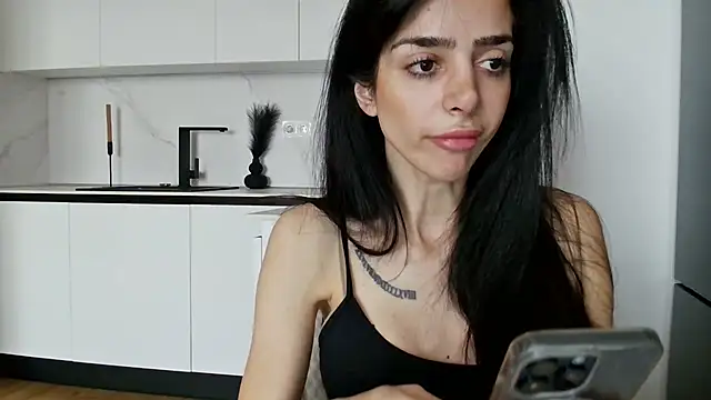 Snapshot of exotic_brunettee chatting on 02-05-25, 07:39 exotic brunettee online show from 02-05-25, 07:39