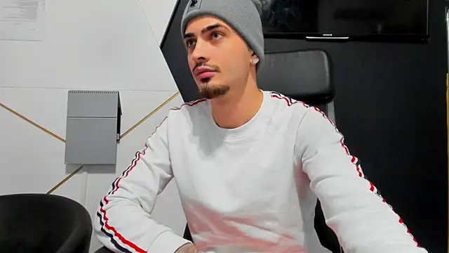 BrandonTate online show from 12-17-25, 05:08