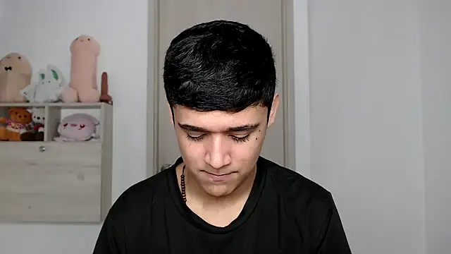 kaiine190 online show from 12-13-25, 08:36