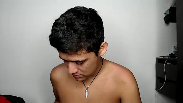 kaiine190 online show from 04-22-26, 09:44