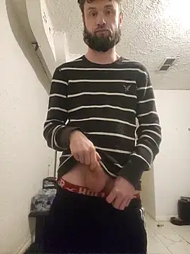 Snapshot of Talenjames4 chatting on 02-19-25, 10:09 Talenjames4 online show from 02-19-25, 10:09