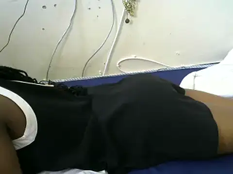 Ma-yolo001 online show from 02-21-25, 11:01