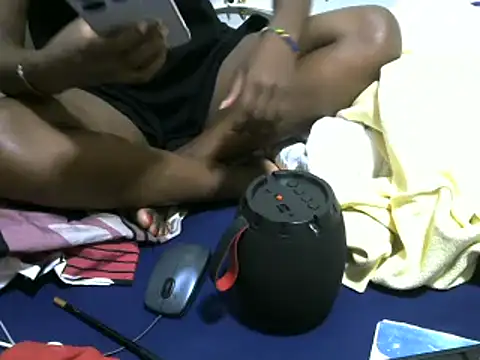 Ma-yolo001 online show from 02-21-25, 07:10