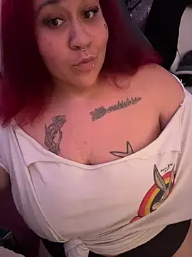 Snapshot of Juicyjordie chatting on 07-19-26, 04:49 Juicyjordie online show from 07-19-26, 04:49