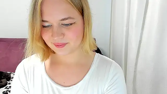 AlicePopsy online show from 07-15-26, 04:34