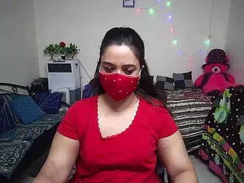 Snapshot of Arushisingh8888 chatting on 03-03-25, 04:03 Arushisingh8888 online show from 03-03-25, 04:03
