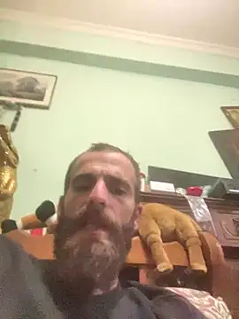 Antonio Vatooo online show from 10-22-25, 05:34