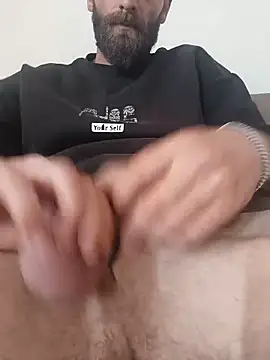 Antonio Vatooo online show from 05-16-26, 01:10