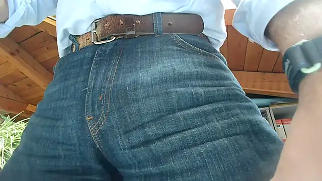 TWENTYONE0021 online show from 03-06-25, 01:03