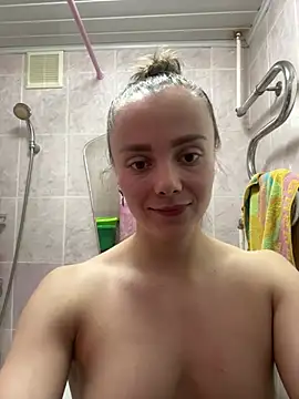 Snapshot of AlisaKissss chatting on 02-09-25, 04:50 AlisaKissss online show from 02-09-25, 04:50