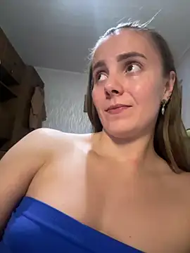 Snapshot of AlisaKissss chatting on 09-30-25, 07:30 AlisaKissss online show from 09-30-25, 07:30