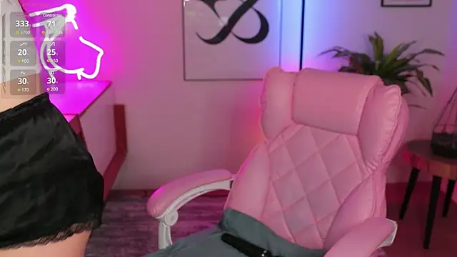 Micky  love online show from 01-30-25, 07:15