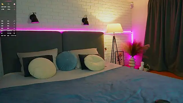 Micky  love online show from 02-07-25, 10:41