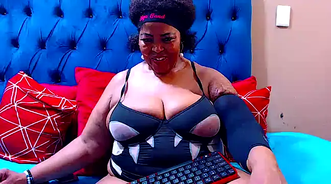 ebonycandy10 online show from 03-17-25, 07:35