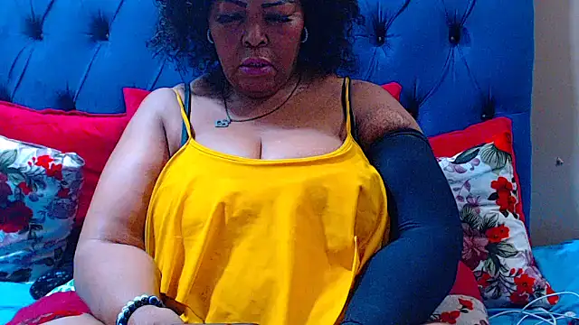 ebonycandy10 online show from 10-16-25, 06:25