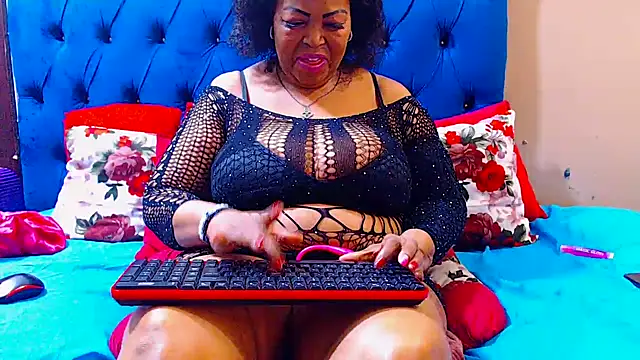 ebonycandy10 online show from 10-20-25, 09:21