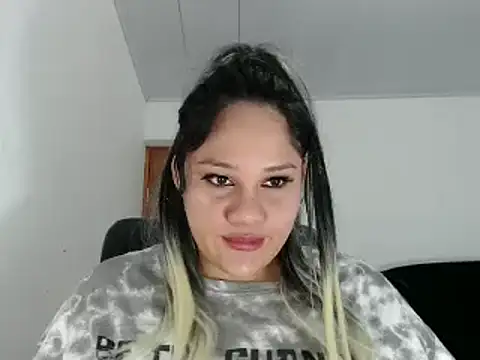 Snapshot of melissa4855 chatting on 01-15-25, 11:51 melissa4855 online show from 01-15-25, 11:51