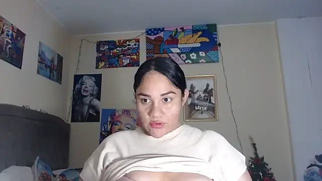 Snapshot of melissa4855 chatting on 12-17-25, 02:28 melissa4855 online show from 12-17-25, 02:28