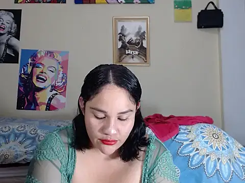 Snapshot of melissa4855 chatting on 02-17-26, 12:40 melissa4855 online show from 02-17-26, 12:40