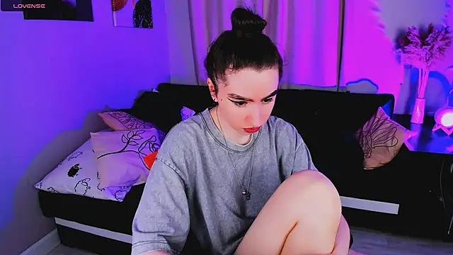 Lily xBabe online show from 10-04-25, 07:50