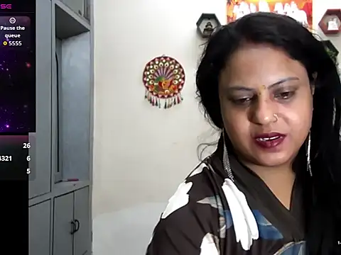 Snapshot of Sexy_komolika chatting on 06-24-26, 03:49 Sexy komolika online show from 06-24-26, 03:49