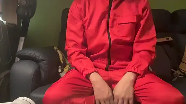 taka32204 online show from 09-18-25, 04:31