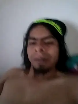 Snapshot of Duvixcas chatting on 03-08-25, 12:20 Duvixcas online show from 03-08-25, 12:20