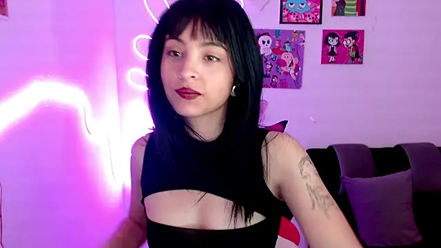Snapshot of Kind_Scarlett chatting on 02-01-25, 05:05 Kind Scarlett online show from 02-01-25, 05:05