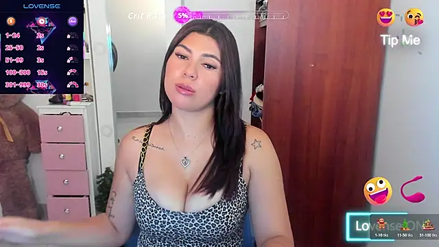 Snapshot of cynthia_watson chatting on 06-06-26, 01:05 cynthia watson online show from 06-06-26, 01:05