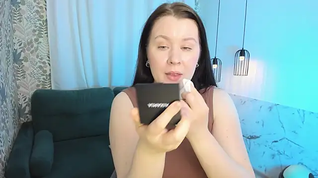 Snapshot of ShedarBrooks chatting on 06-19-26, 05:23 ShedarBrooks online show from 06-19-26, 05:23