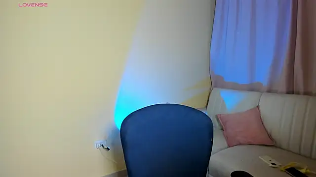 misskimaa2 online show from 06-26-26, 02:27