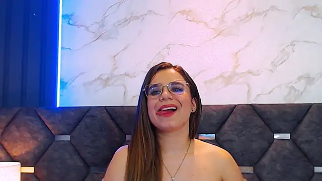 ThaniaJones online show from 03-11-25, 09:26