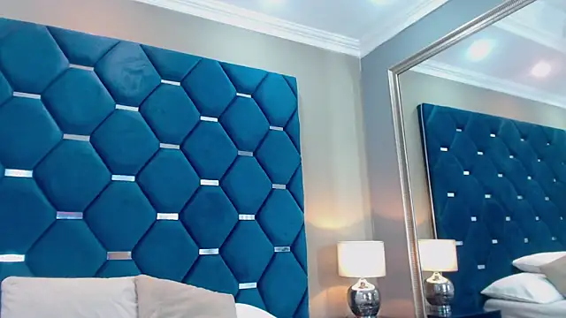 ThaniaJones online show from 03-25-26, 12:11