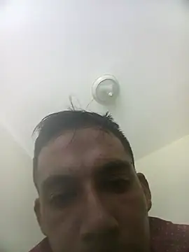 aL3JanDro93 online show from 06-24-26, 12:20