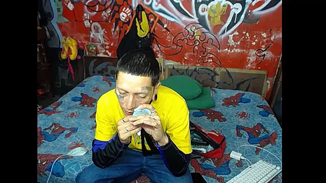 Snapshot of deivid_estrada chatting on 02-08-25, 09:25 deivid estrada online show from 02-08-25, 09:25