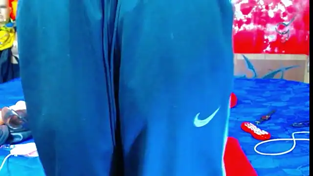 deivid estrada online show from 10-29-25, 04:20