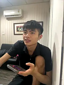 mumuowl online show from 10-05-25, 06:28