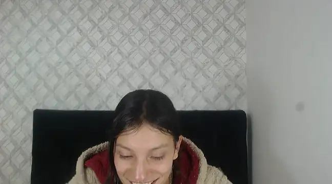 Snapshot of Emma-Wilson chatting on 03-03-25, 04:47 Emma-Wilson online show from 03-03-25, 04:47