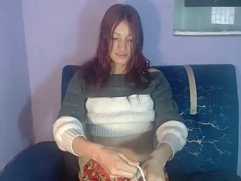Snapshot of Emma-Wilson chatting on 07-19-26, 05:38 Emma-Wilson online show from 07-19-26, 05:38