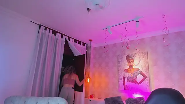 Shantall   online show from 02-07-26, 11:14