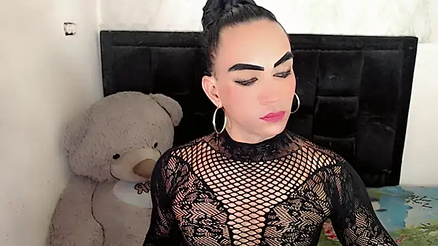 Michell Queen online show from 11-23-25, 08:14