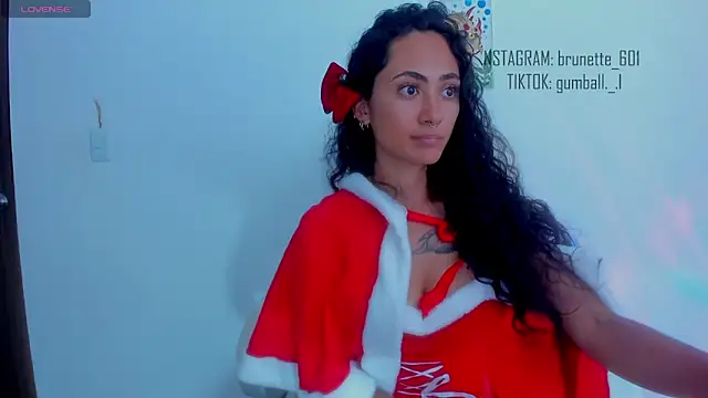 paula brunette online show from 12-24-24, 03:38