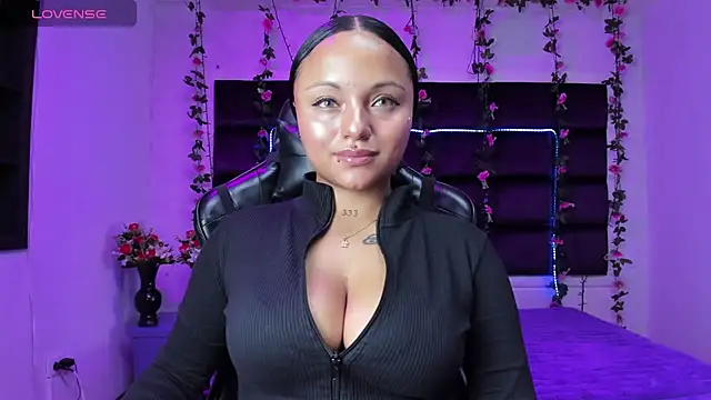 sweelanna   online show from 03-06-26, 01:13