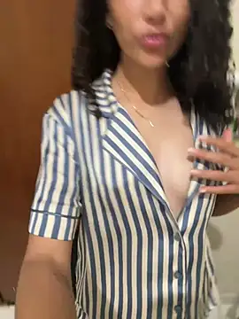 Nicoliee online show from 08-09-26, 03:23