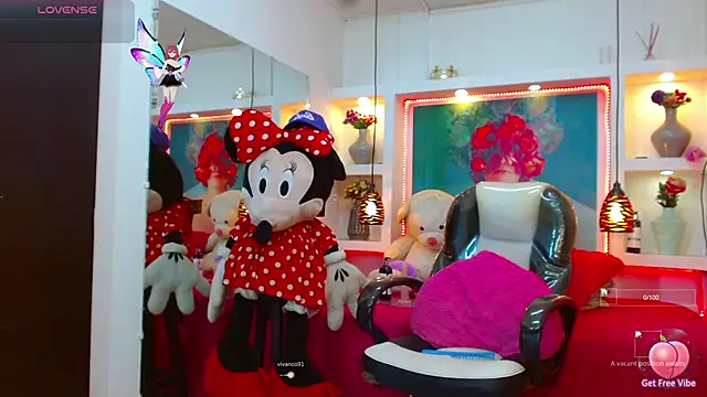 lorenapinto online show from 10-21-25, 02:01