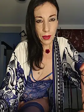 Snapshot of freyamoret chatting on 06-18-26, 03:40 freyamoret online show from 06-18-26, 03:40