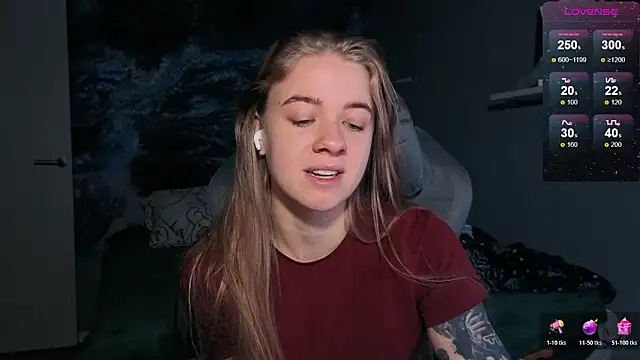 candy maggie online show from 11-30-25, 01:59