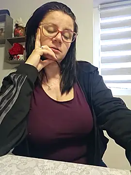 Snapshot of KristenVega chatting on 03-07-25, 08:23 KristenVega online show from 03-07-25, 08:23